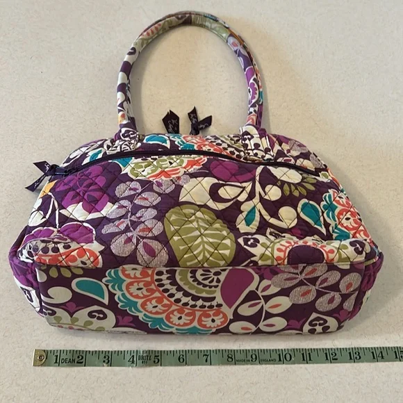 Vera Bradley Eloise Quilted Shoulder Bag in “Plum Crazy” (retired pattern) 💜💚 - Picture 7 of 15